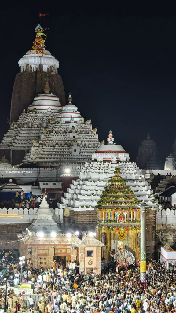 puri temple photo